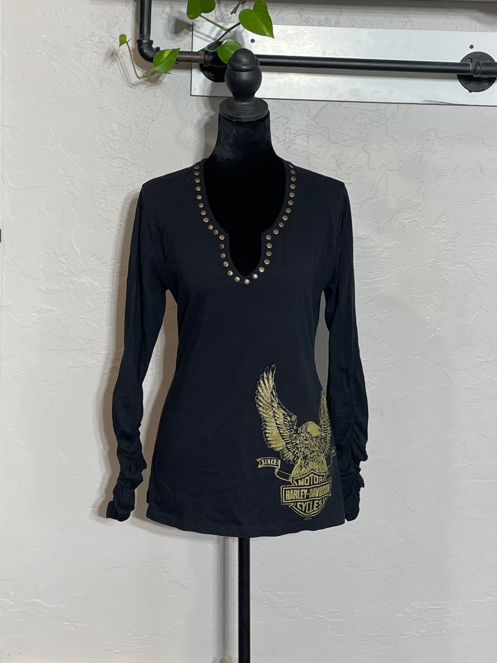 Y2K Harley-Davidson Motorcycles Eagle California Black Gold Studded V-neck Ruche